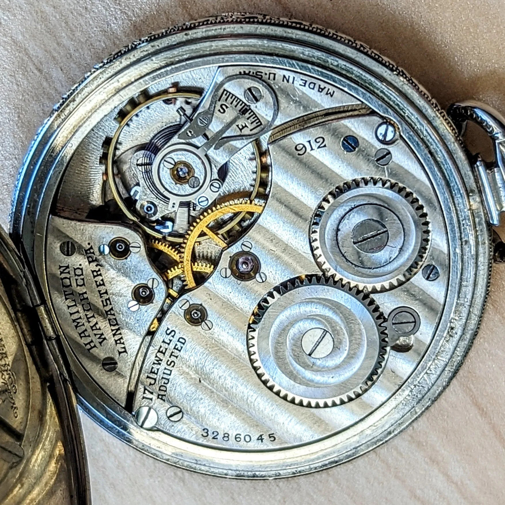 1928 HAMILTON Pocket Watch 17 Jewels Grade 912 U.S.A. Made 12s Engraved Case