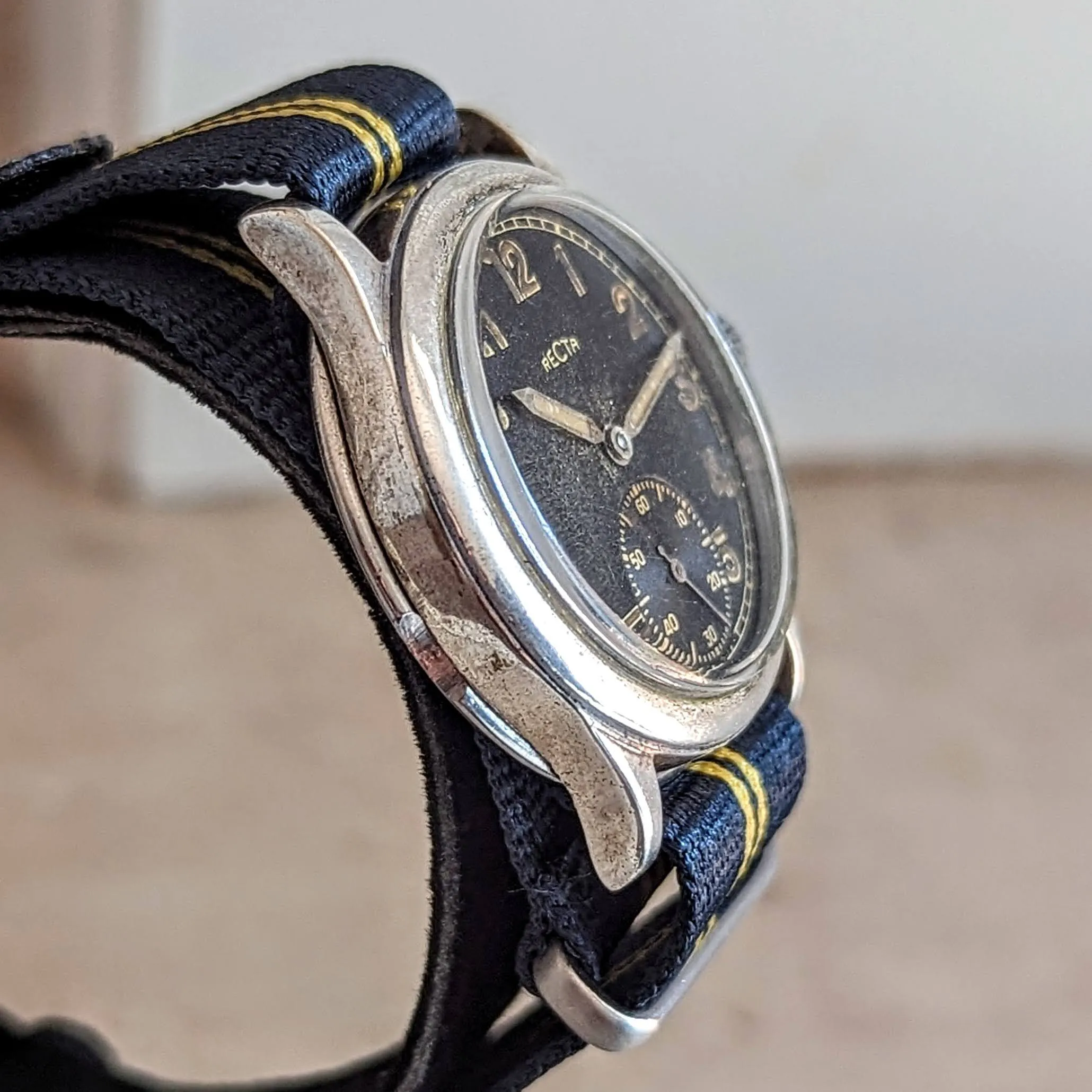 1940s RECTA Military DH Wristwatch Vintage German Army WWII Watch