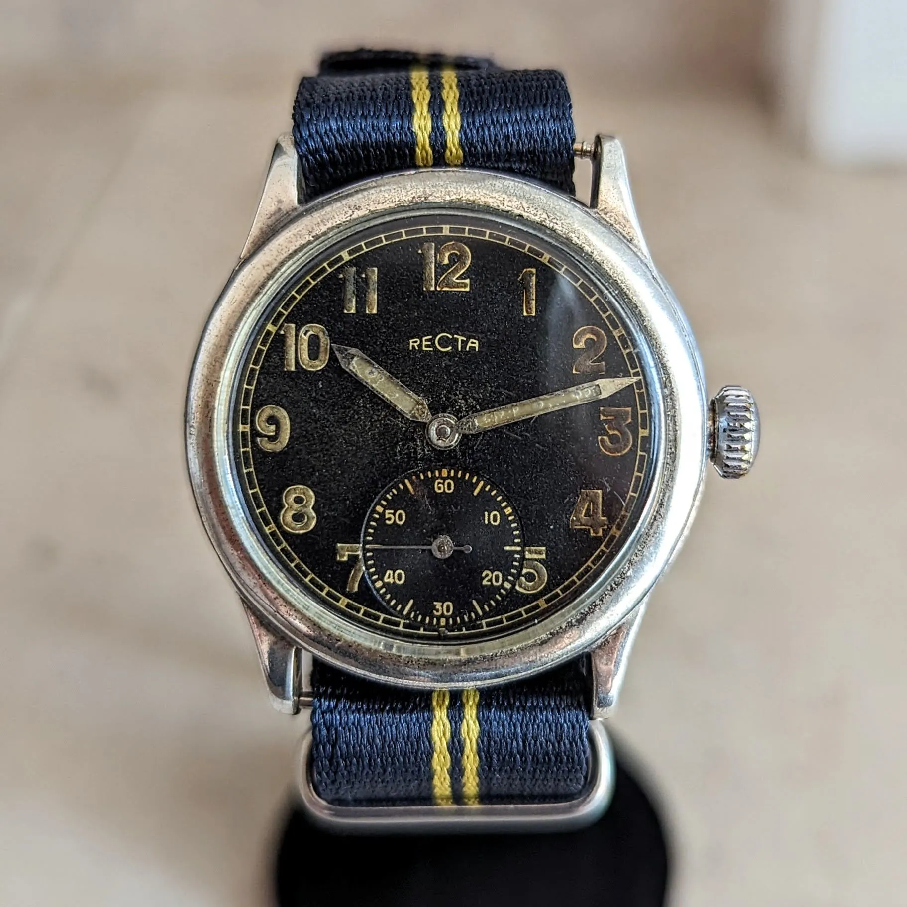 1940s RECTA Military DH Wristwatch Vintage German Army WWII Watch