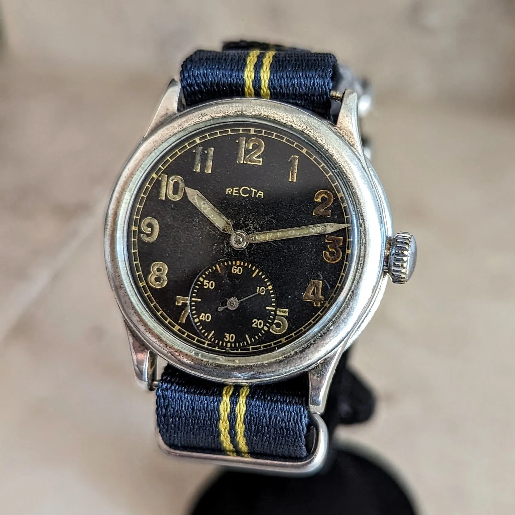 1940s RECTA Military DH Wristwatch Vintage German Army WWII Watch