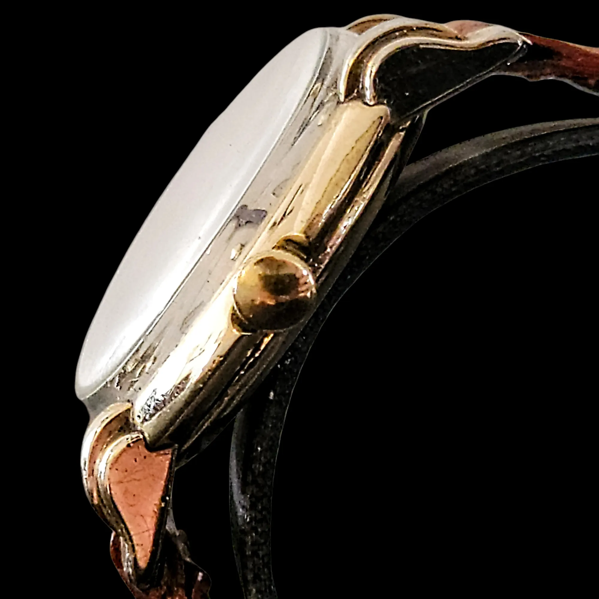 1944 GRUEN Veri-Thin PRECISION Watch 17 Jewels Cal. 420 SS