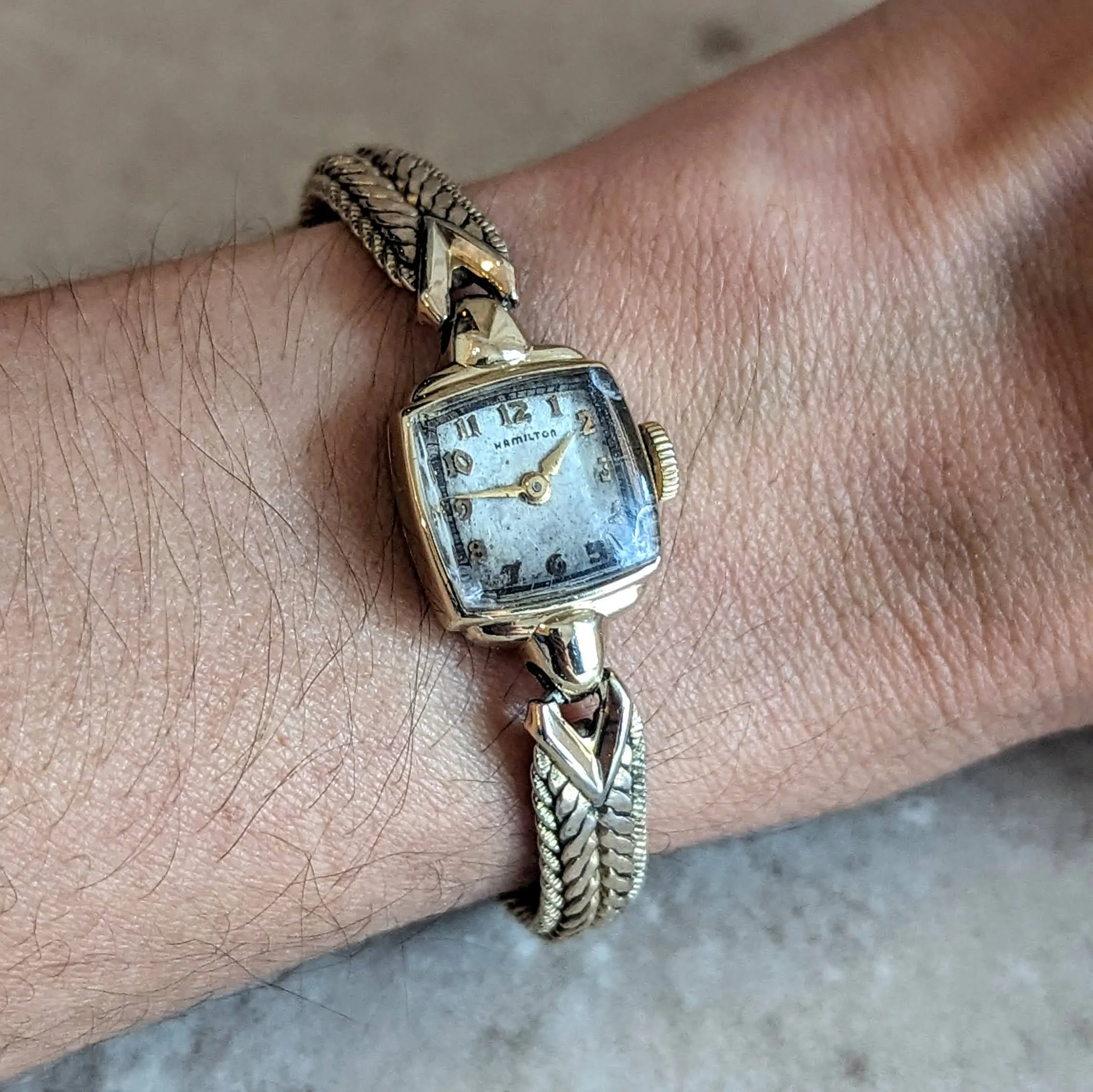 1946 HAMILTON CLARA Ladies Watch 17 Jewels Grade 911 USA Made Wristwatch