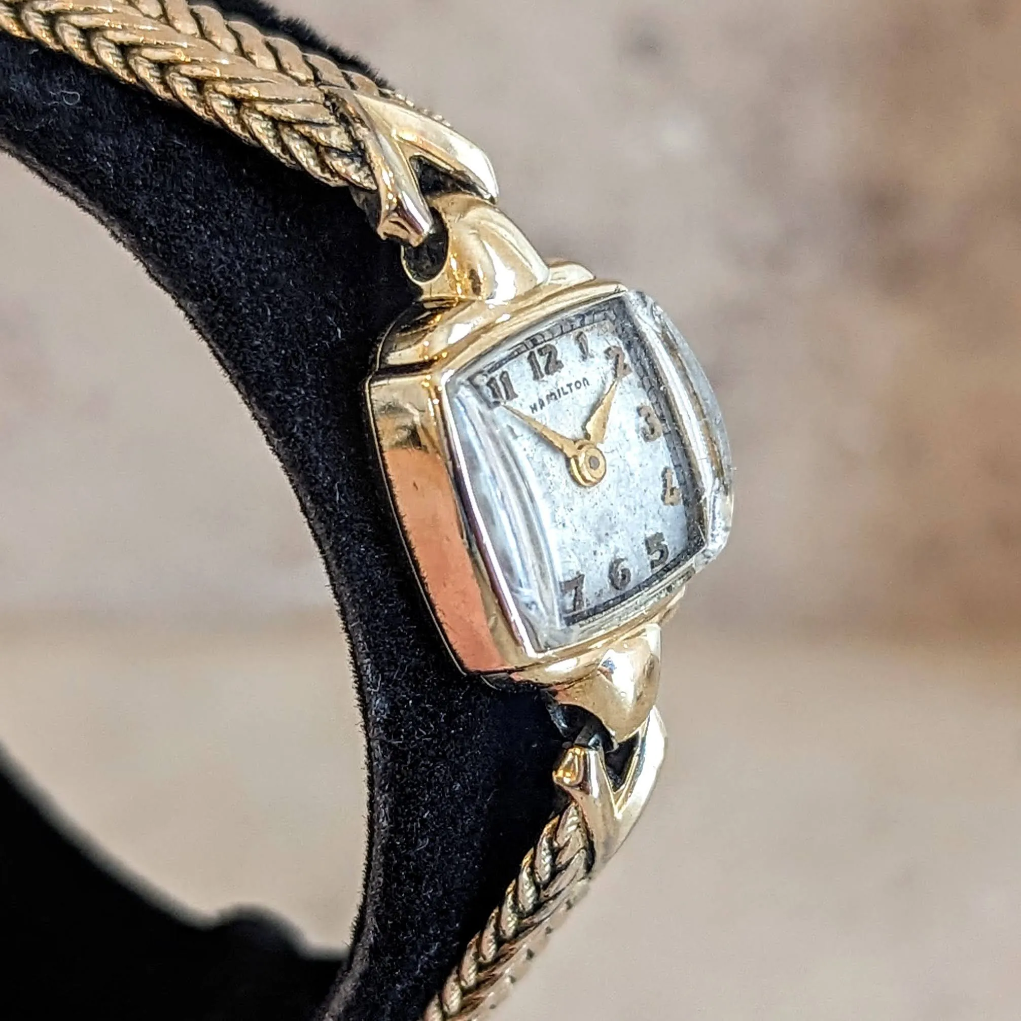 1946 HAMILTON CLARA Ladies Watch 17 Jewels Grade 911 USA Made Wristwatch