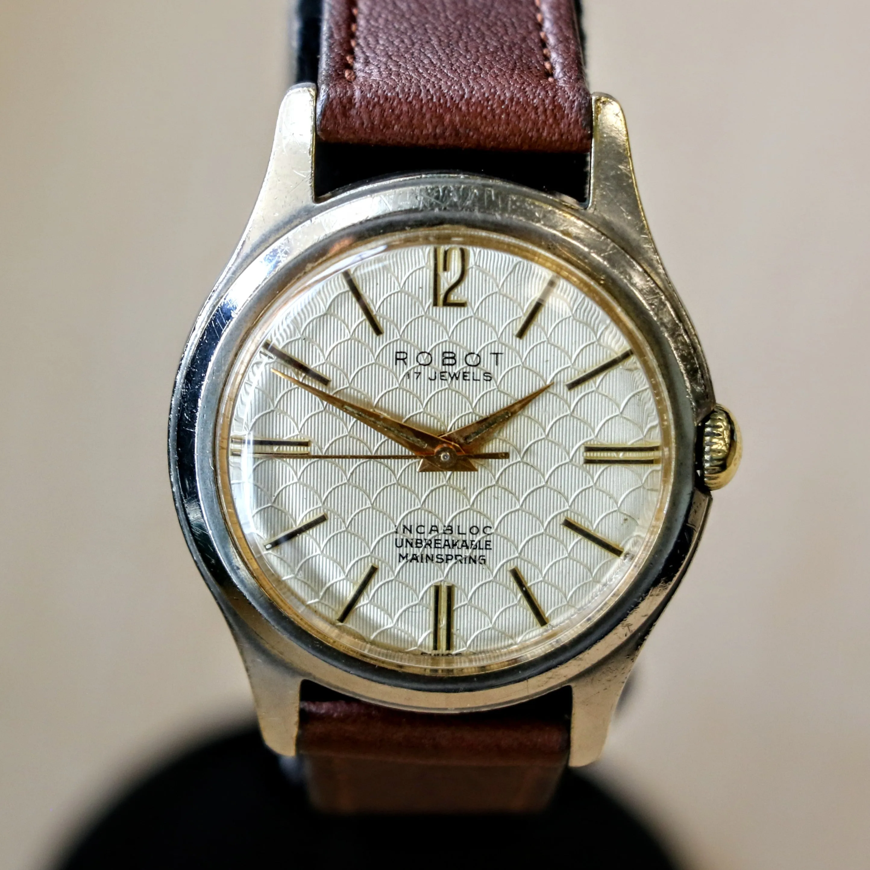 1950's ROBOT Watch 17 Jewels Cal. AS 1187/94 Incabloc Swiss Made Wristwatch