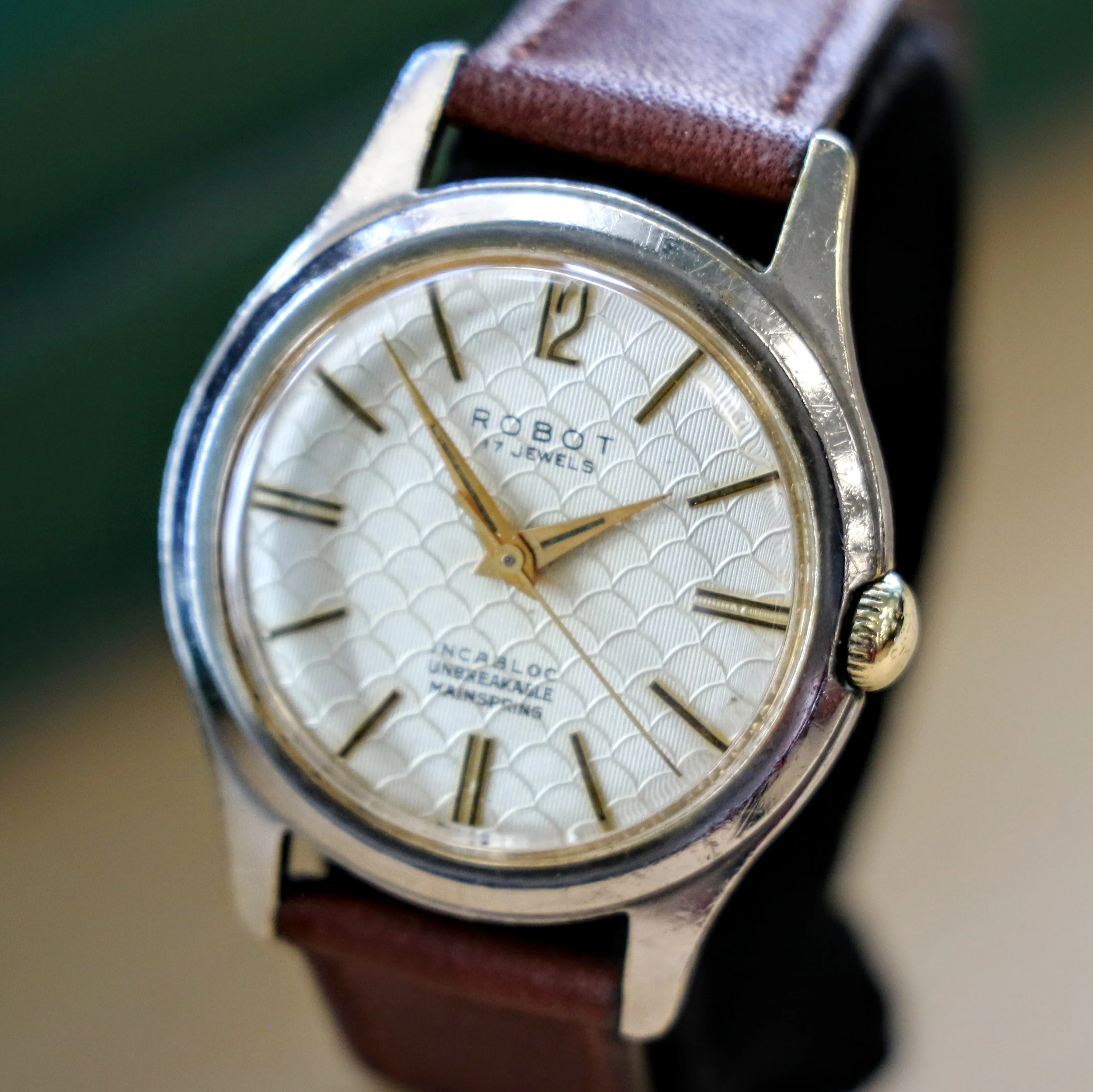 1950's ROBOT Watch 17 Jewels Cal. AS 1187/94 Incabloc Swiss Made Wristwatch