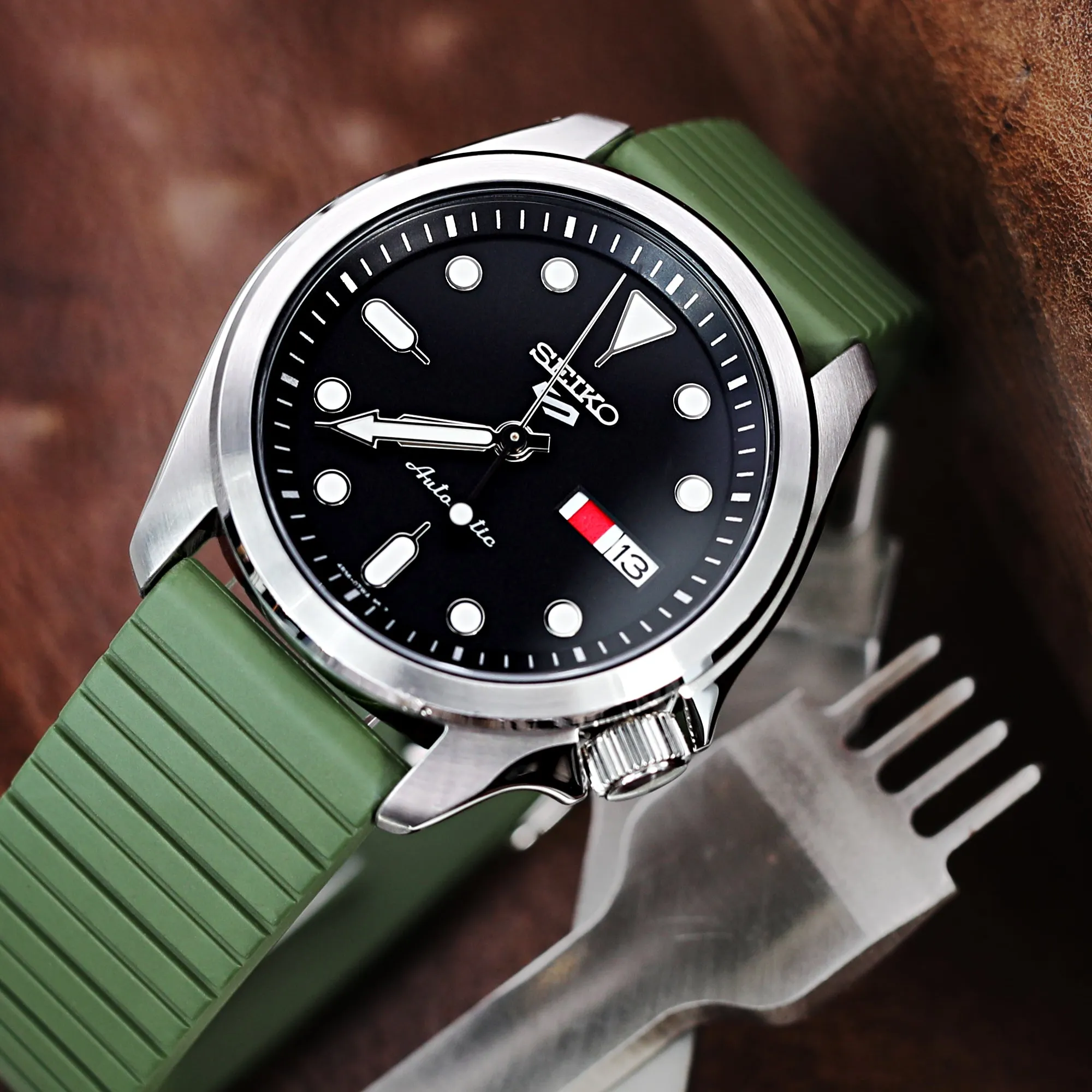 20mm Quick Release Watch Band Military Green Groove Stripe FKM Rubber Strap, Polished