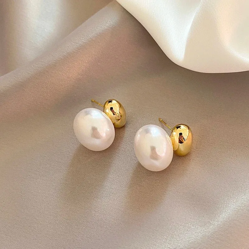 Aeri vintage pearl earrings