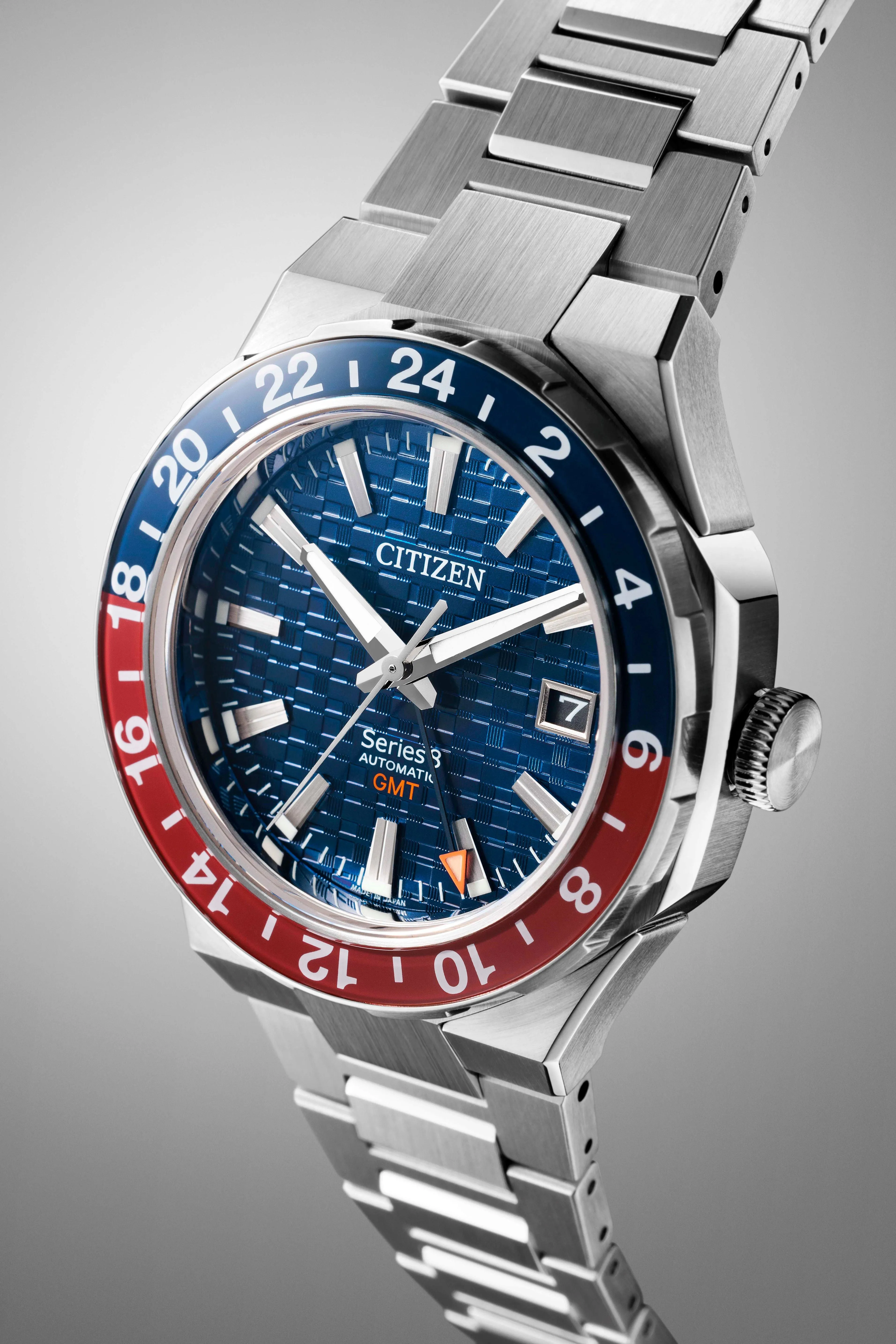 Citizen Series8 880 GMT Automatic - NB6030-59L