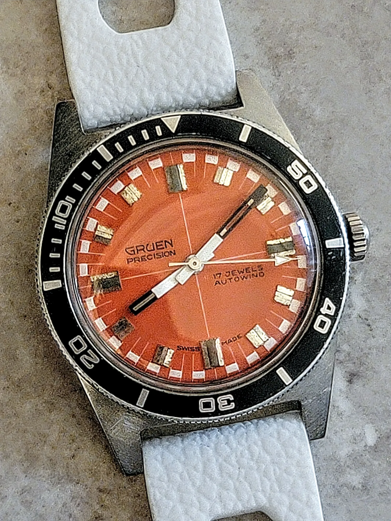 GRUEN Precision Autowind Watch -Skin Diver Wristwatch- 17 Jewels