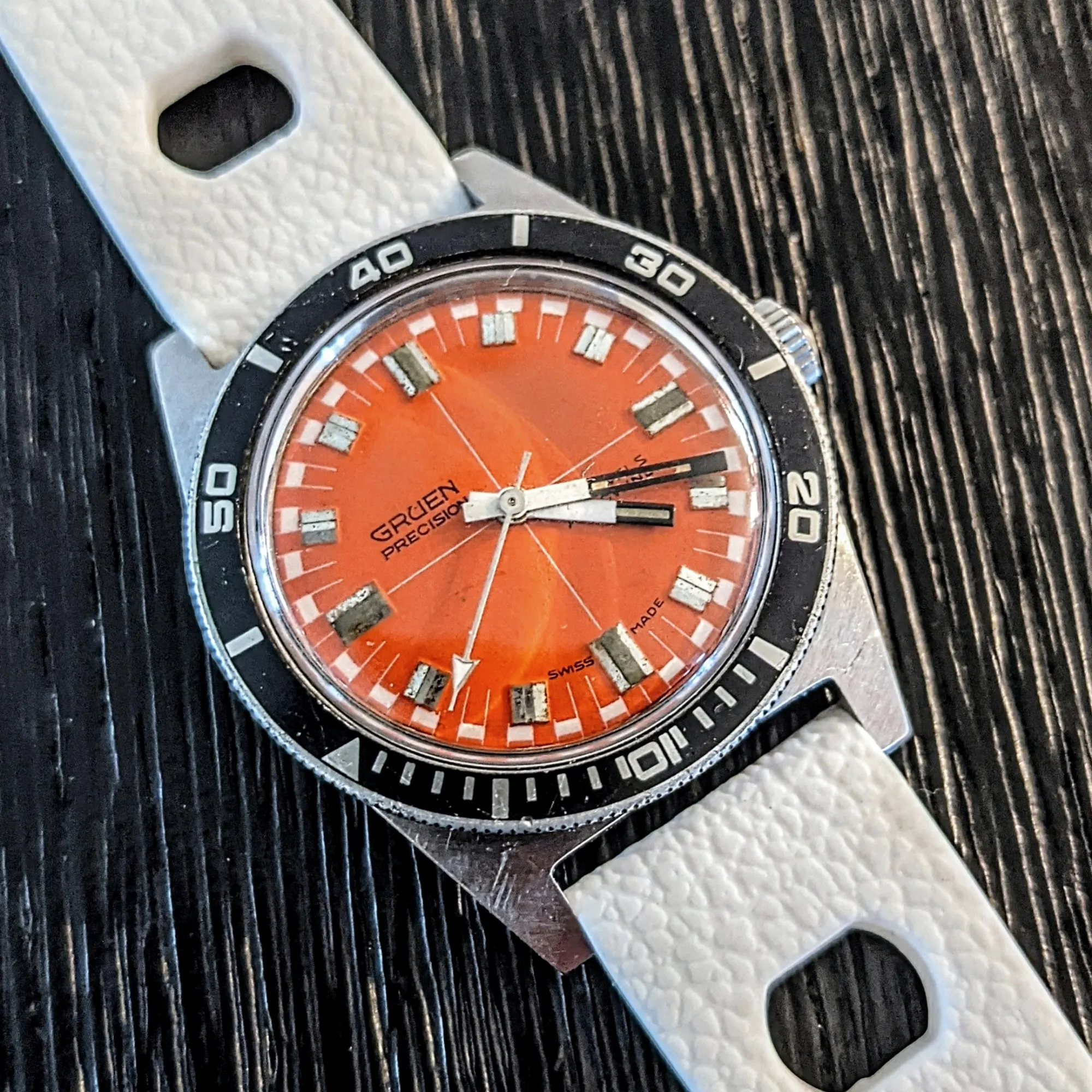 GRUEN Precision Autowind Watch -Skin Diver Wristwatch- 17 Jewels