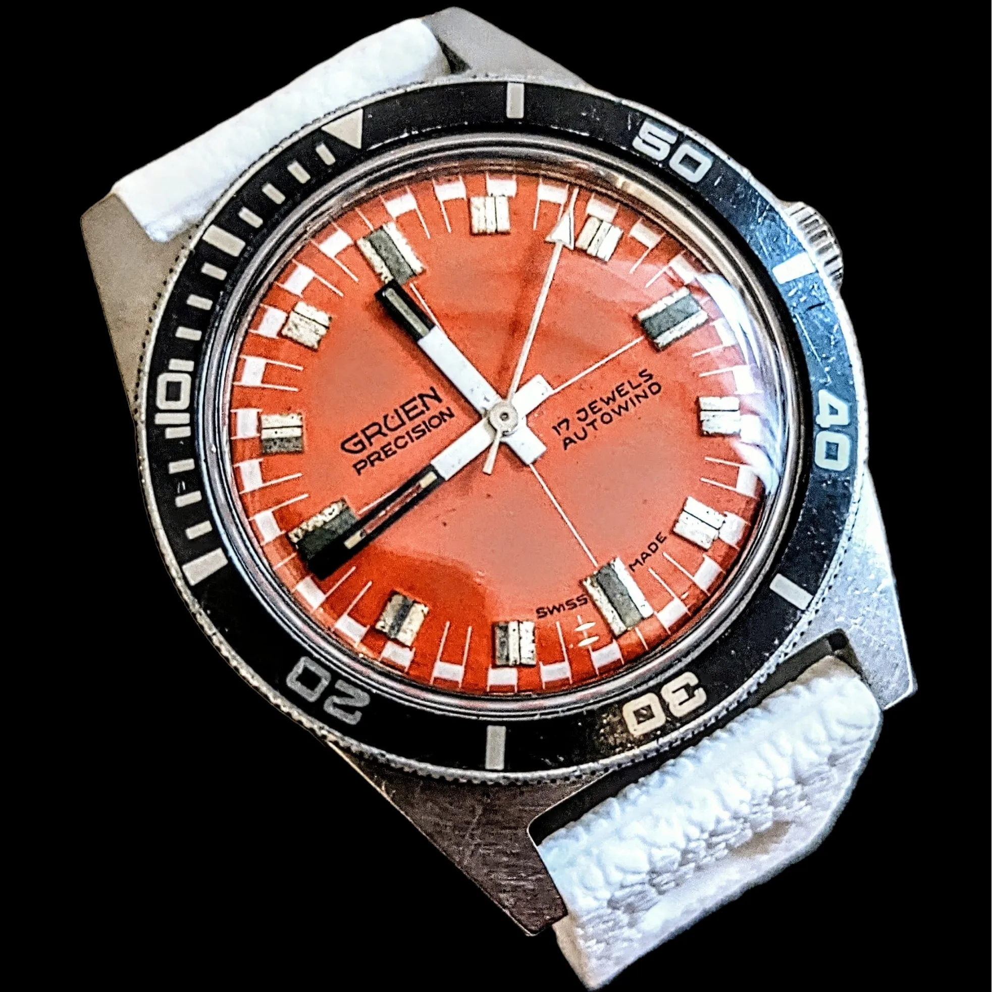 GRUEN Precision Autowind Watch -Skin Diver Wristwatch- 17 Jewels