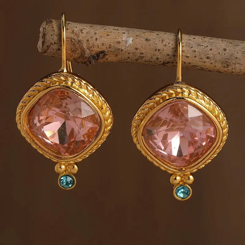 Lucy | Classic Earrings