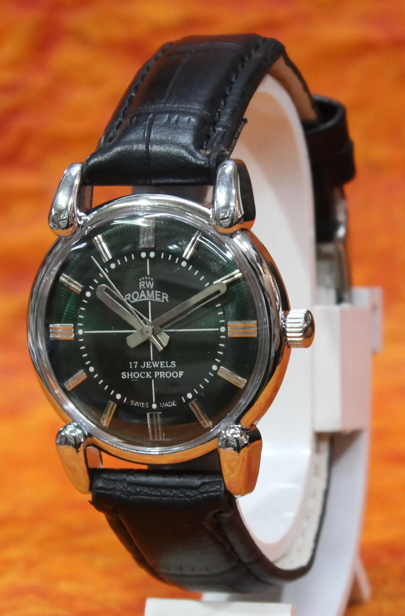 Mechanical Hand Winding Watch Roamer 17 Jewels FHF ST96 Swiss Made Vintage