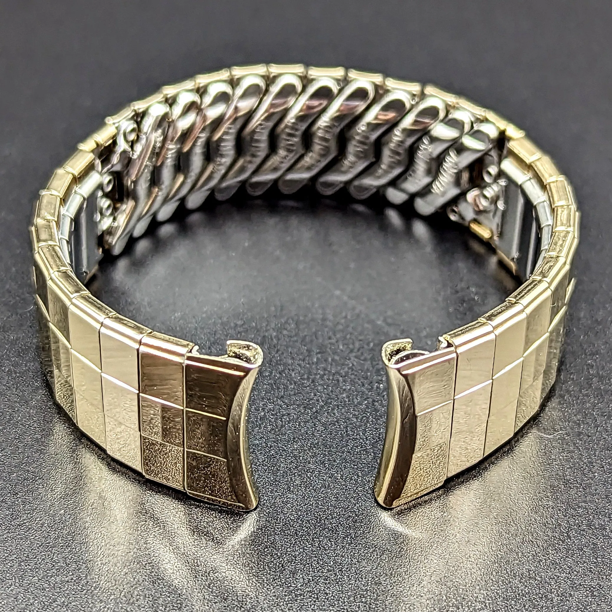 Rare KREISLER 17.5mm Watchband Center Scissor Expansion Vintage Bracelet