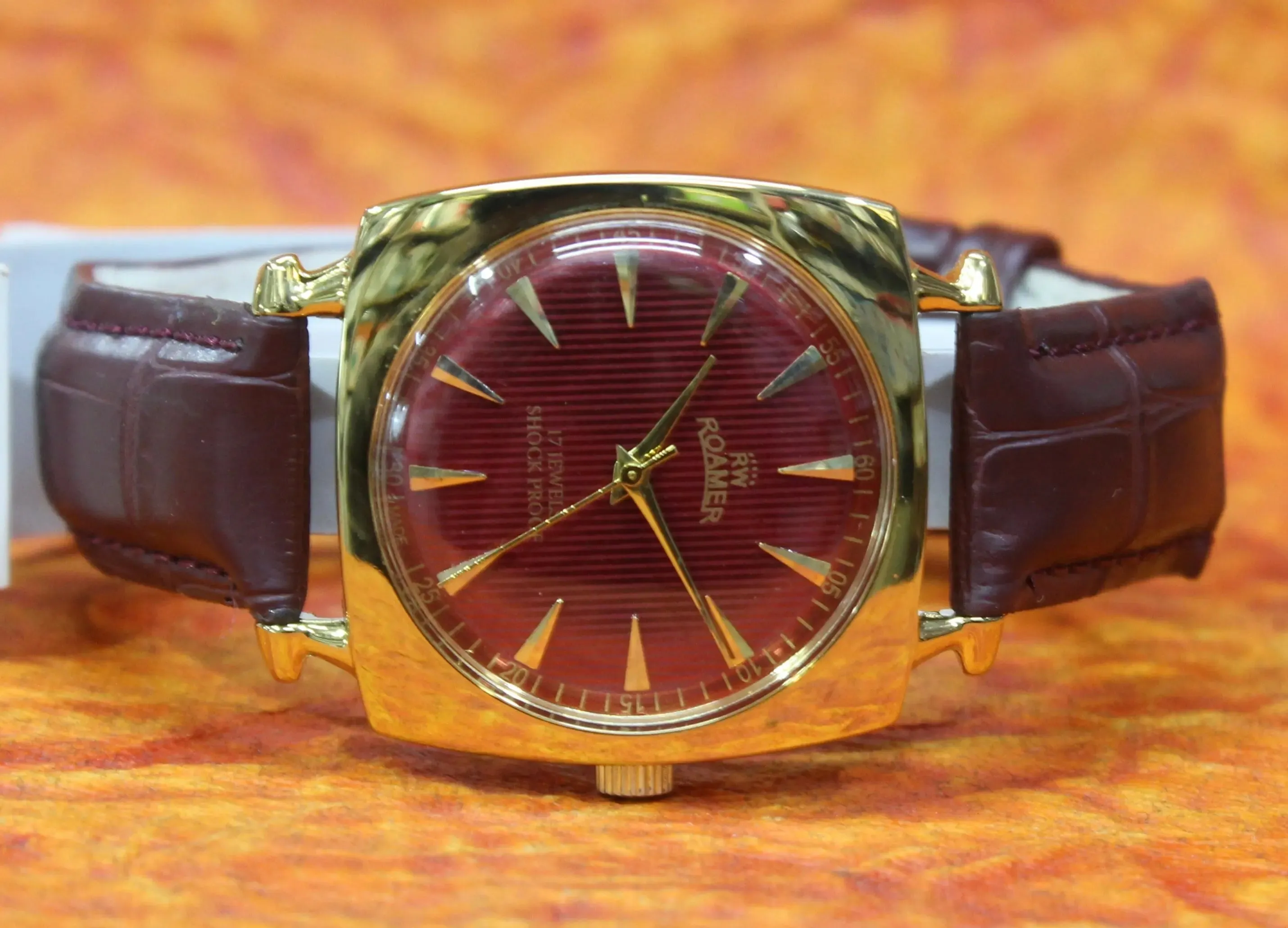 Roamer Vintage Wristwatch 17 Jewels FHF ST96 Mechanical Hand Winding Swiss Made Movement