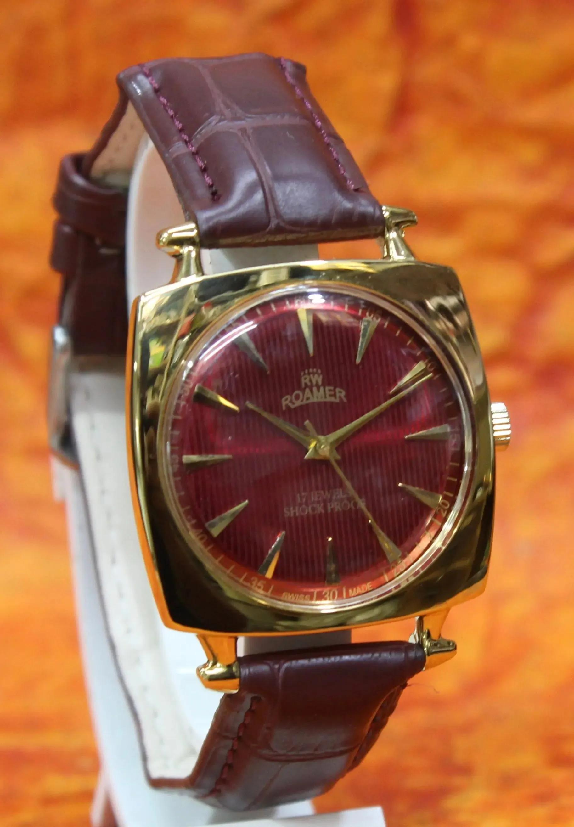 Roamer Vintage Wristwatch 17 Jewels FHF ST96 Mechanical Hand Winding Swiss Made Movement