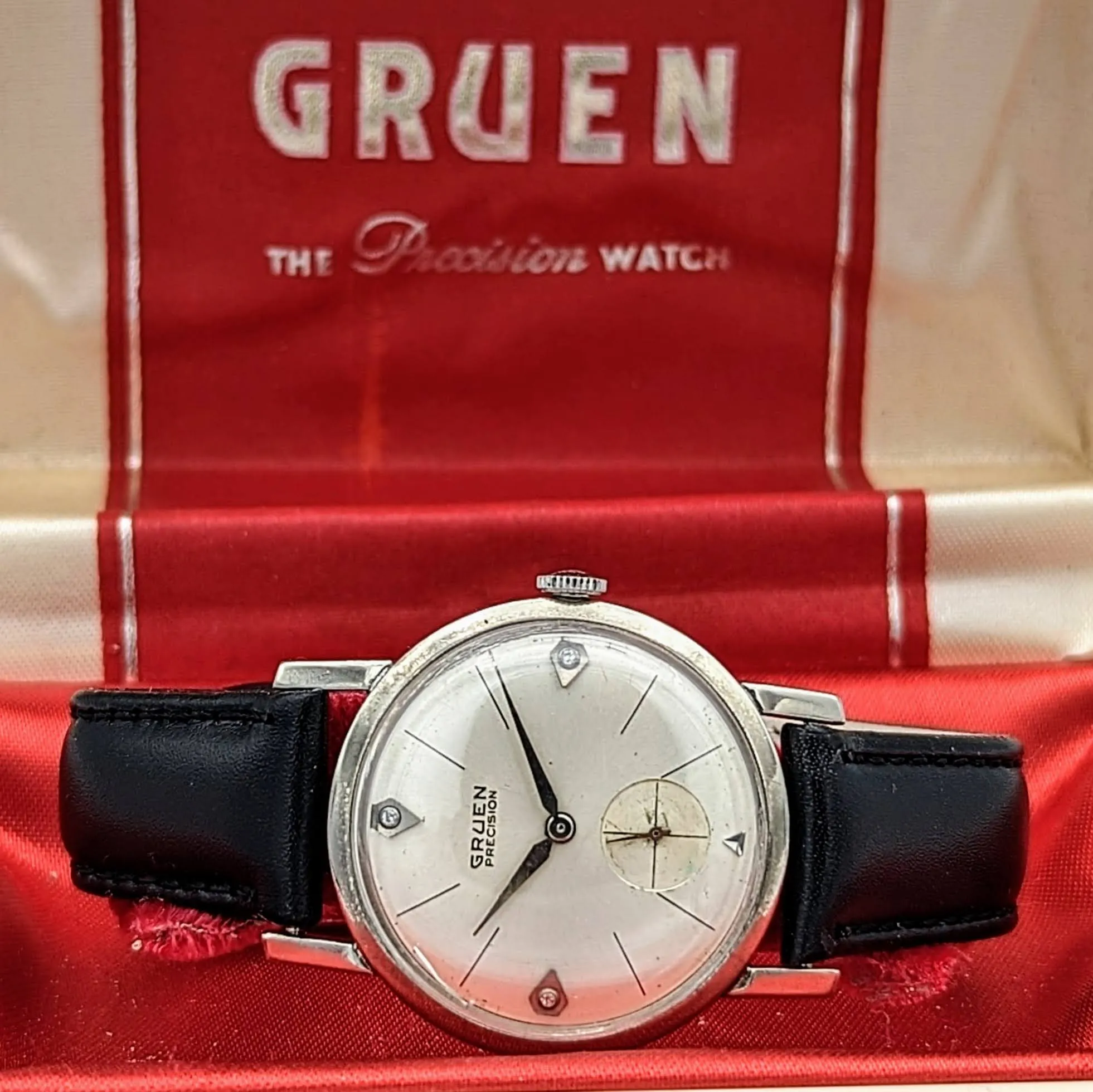 Vintage GRUEN Precision Diamond Dial Watch Cal. 510 Wristwatch in Display Box!