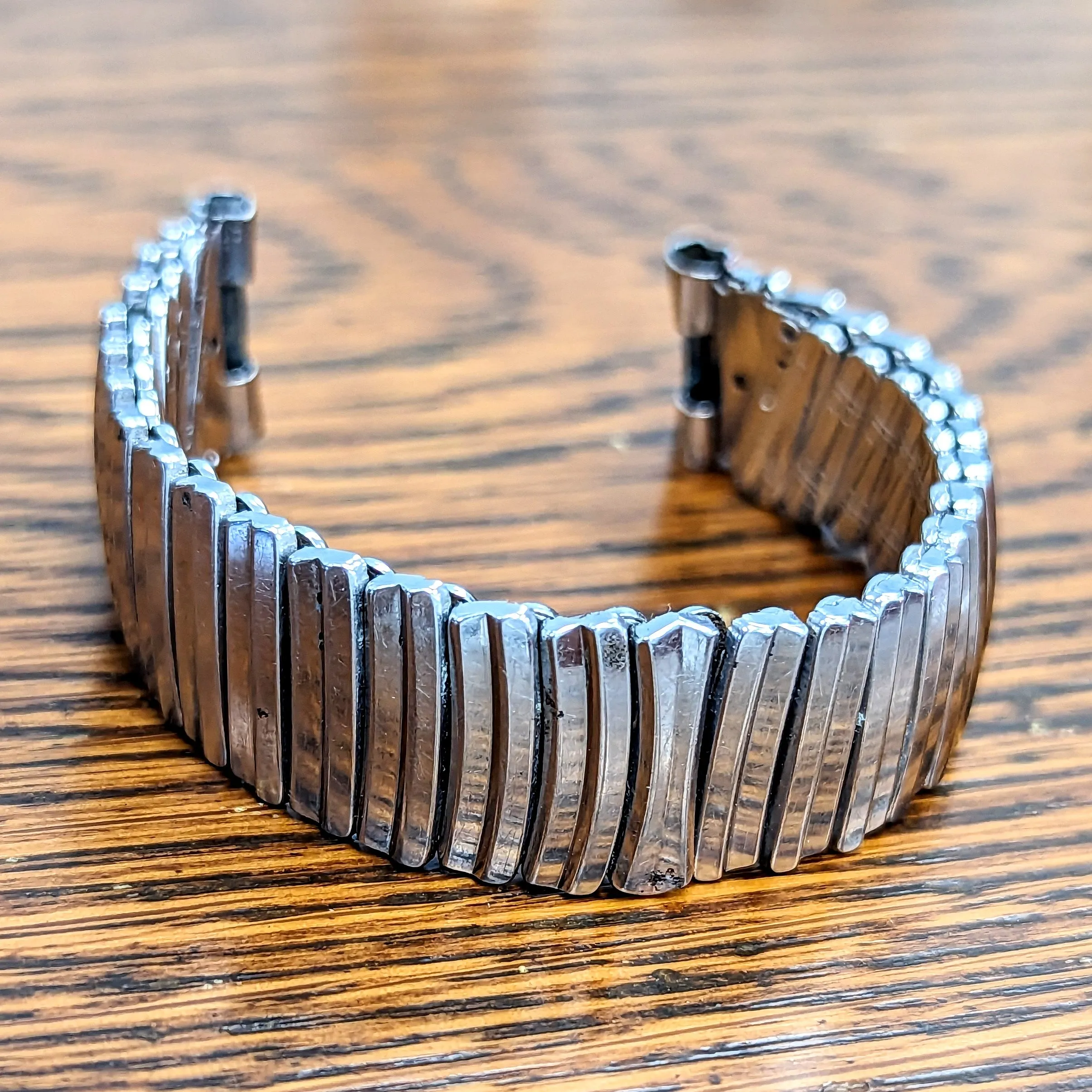 Vintage JB CHAMPION U.S.A. 17mm Watch Bracelet Center Scissor Expansion Band ALL Stainless-Steel