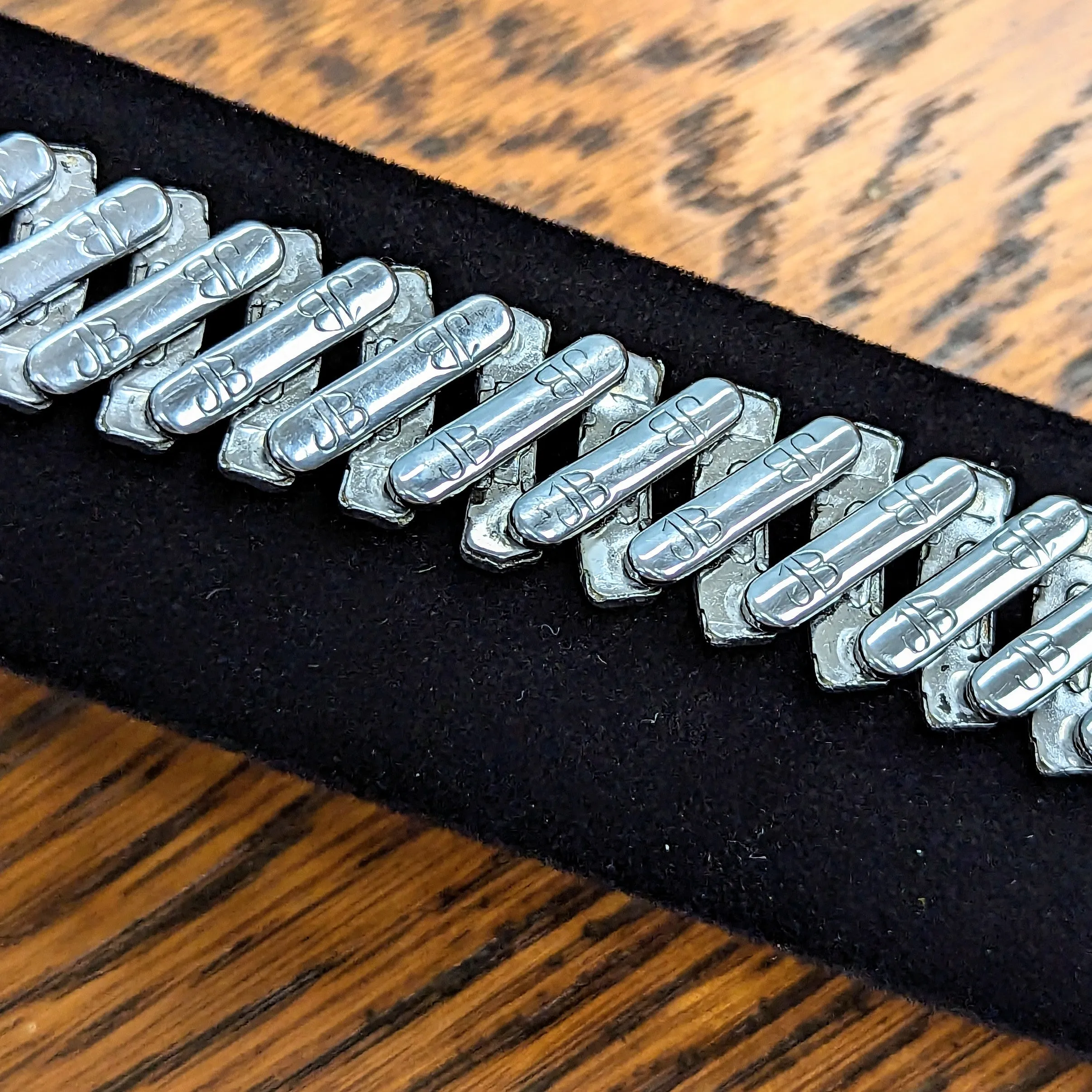 Vintage JB CHAMPION U.S.A. 17mm Watch Bracelet Center Scissor Expansion Band ALL Stainless-Steel