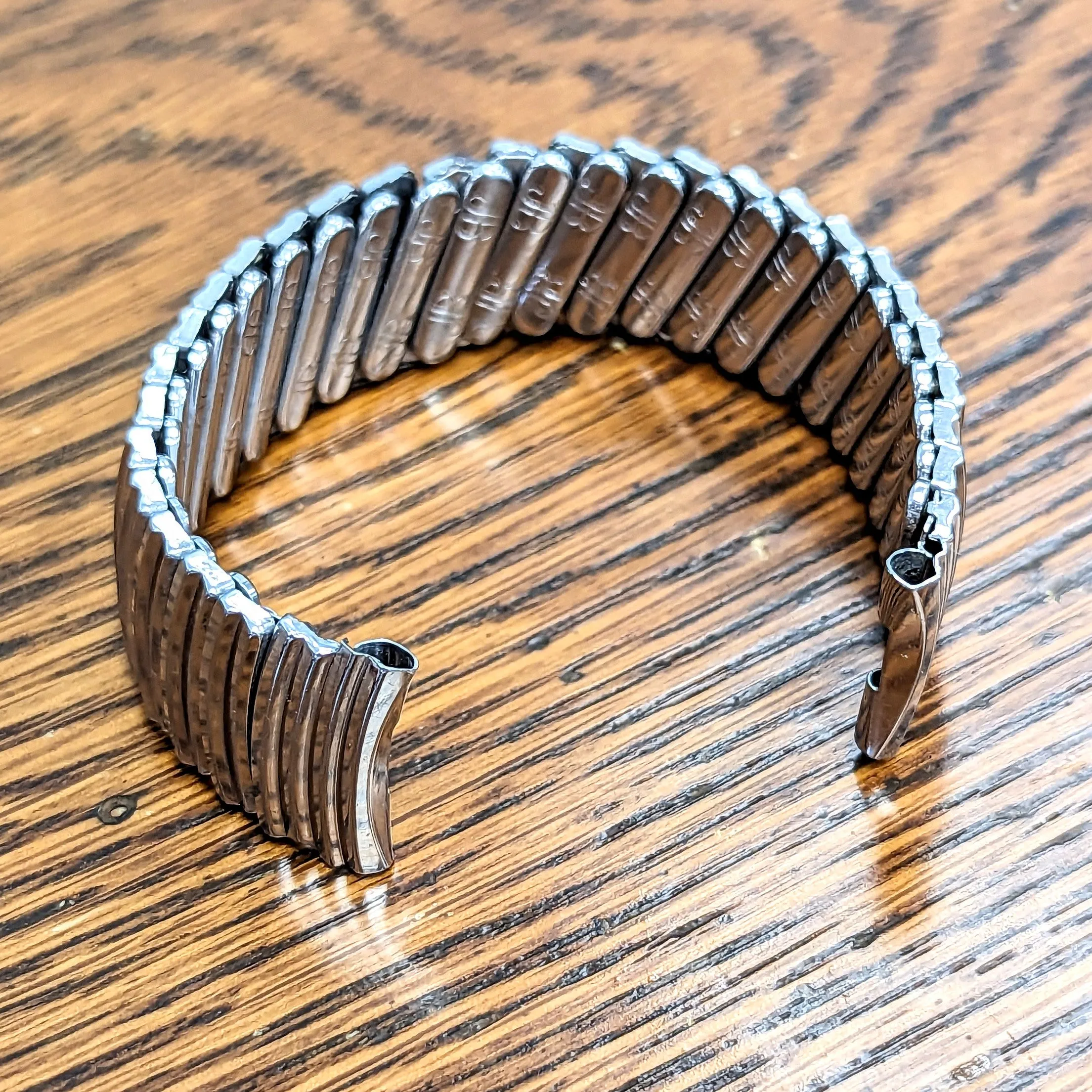 Vintage JB CHAMPION U.S.A. 17mm Watch Bracelet Center Scissor Expansion Band ALL Stainless-Steel