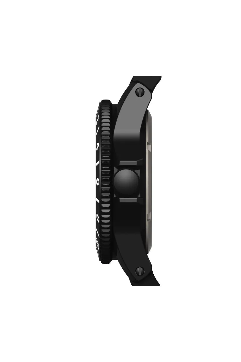 ZULU-01 GMT / Black / Quartz